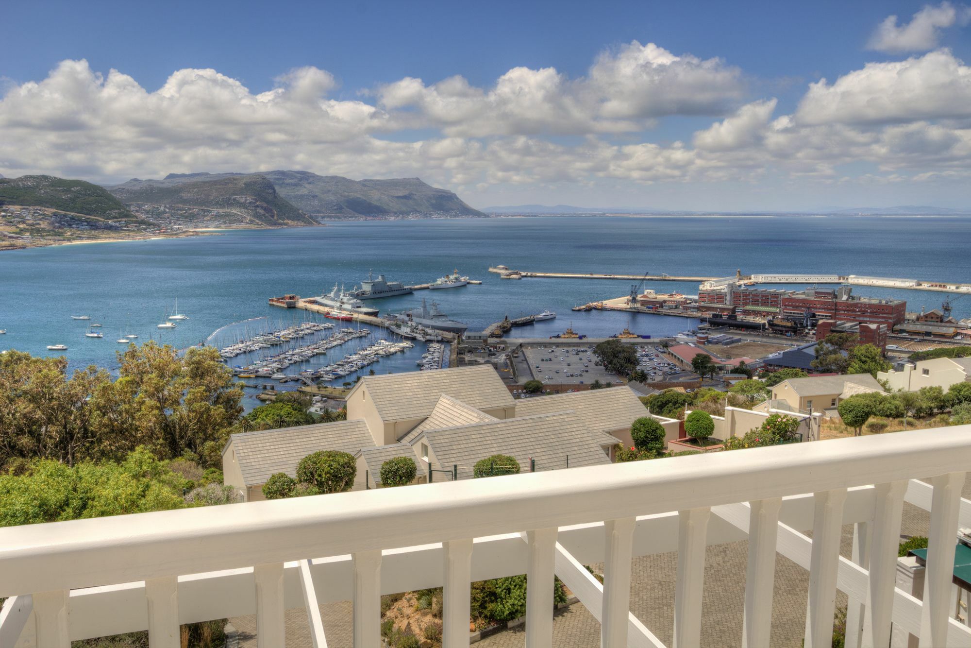 Penguin Palace Simon's Town Bagian luar foto